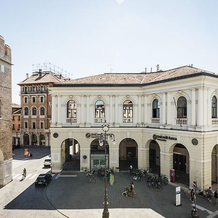Myplace Piazza Dei Signori Apartments Treviso Bagian luar foto