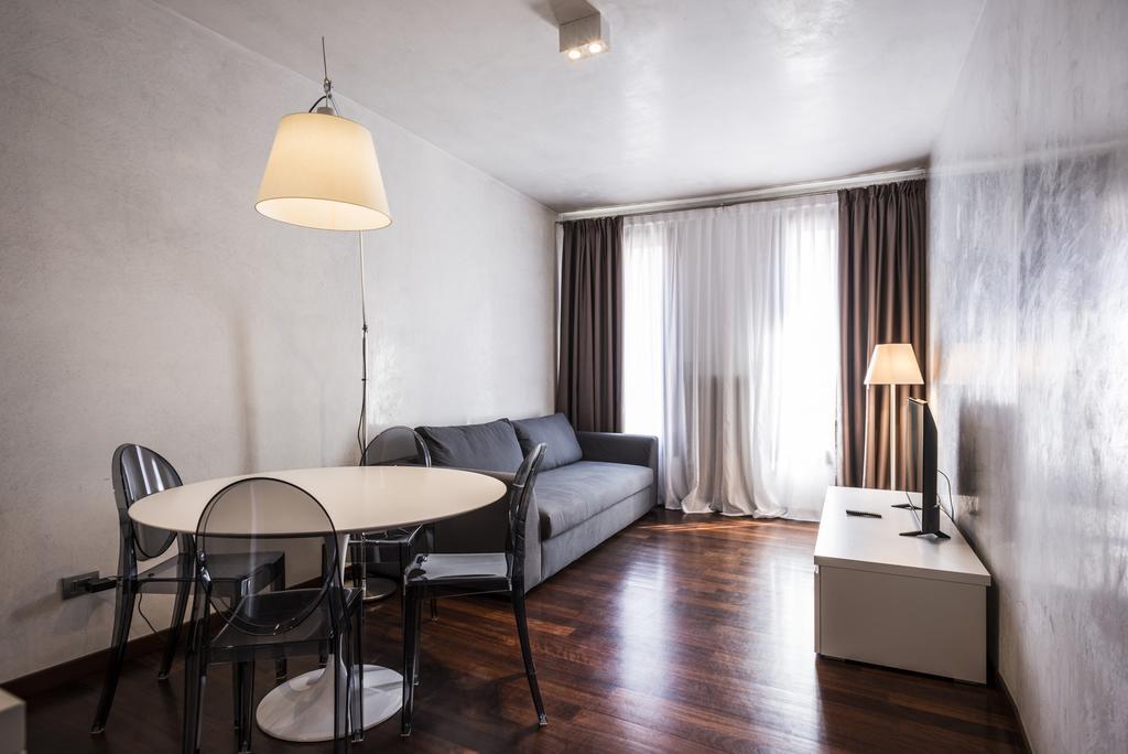 Myplace Piazza Dei Signori Apartments Treviso Bagian luar foto