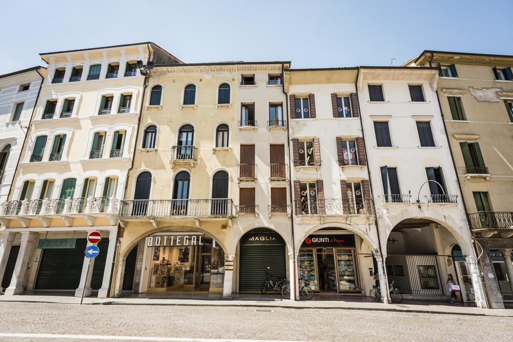 Myplace Piazza Dei Signori Apartments Treviso Bagian luar foto