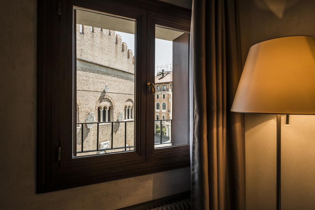 Myplace Piazza Dei Signori Apartments Treviso Bagian luar foto