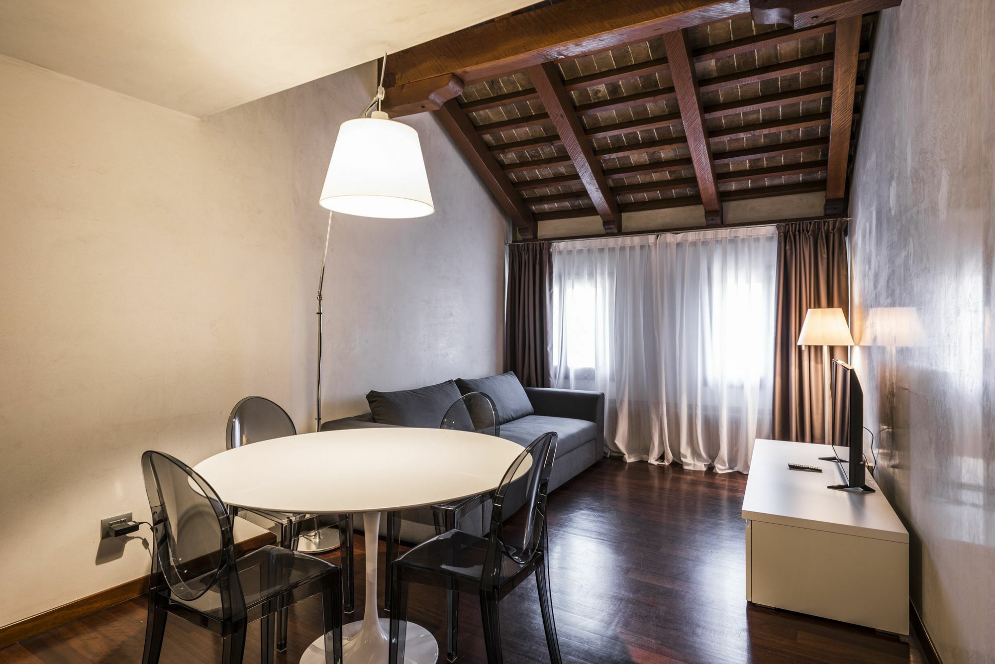 Myplace Piazza Dei Signori Apartments Treviso Bagian luar foto